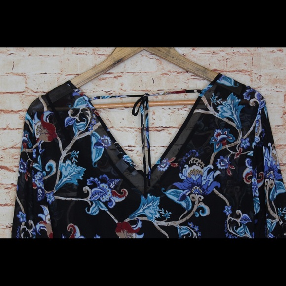 WHBM | Bell Sleeve Floral Printed Dress - Picture 8 of 10